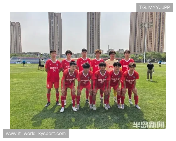 足球联赛在青训中增加家庭教育支持帮助球员建立良好成长环境,足球青训发展 足球联赛在青训中增加家庭教育支持帮助球员建立良好成长环境,足球青训发展